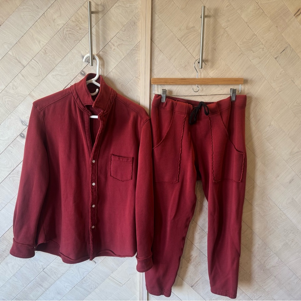 Frank & Eileen Triple Fleece Eileen in Cranberry with Eamon Joggers Size Small - Picture 5 of 8